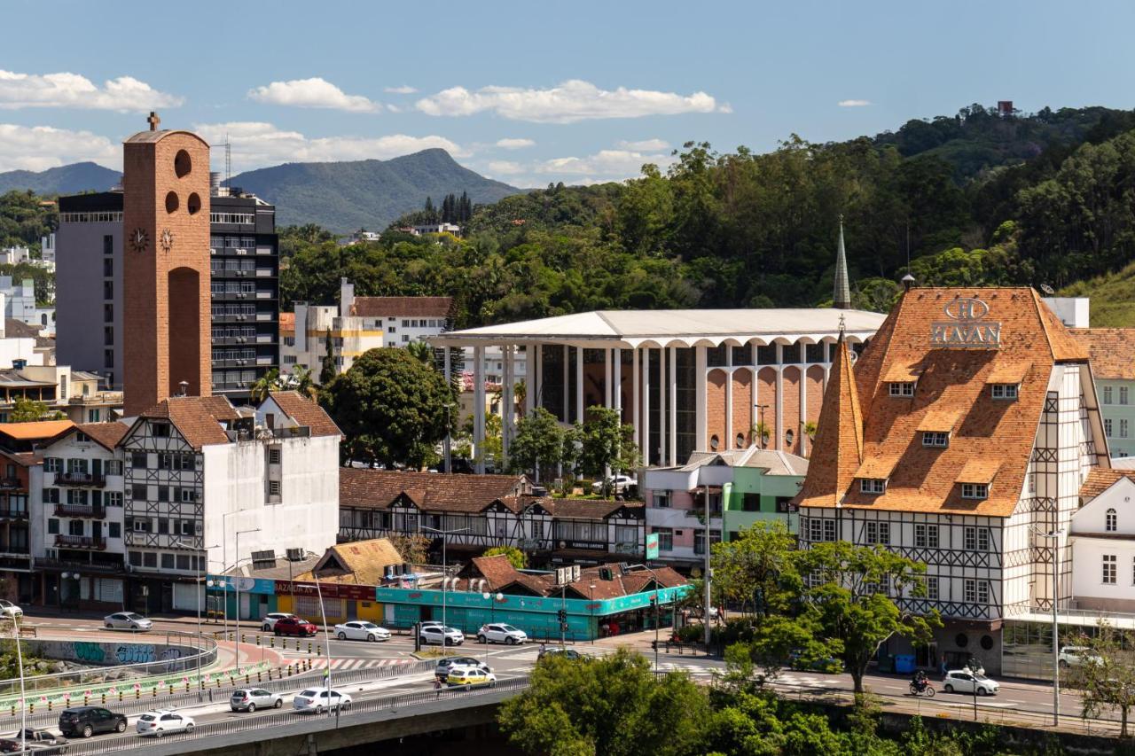 Tower By Castelo Itaipava Hotel Blumenau