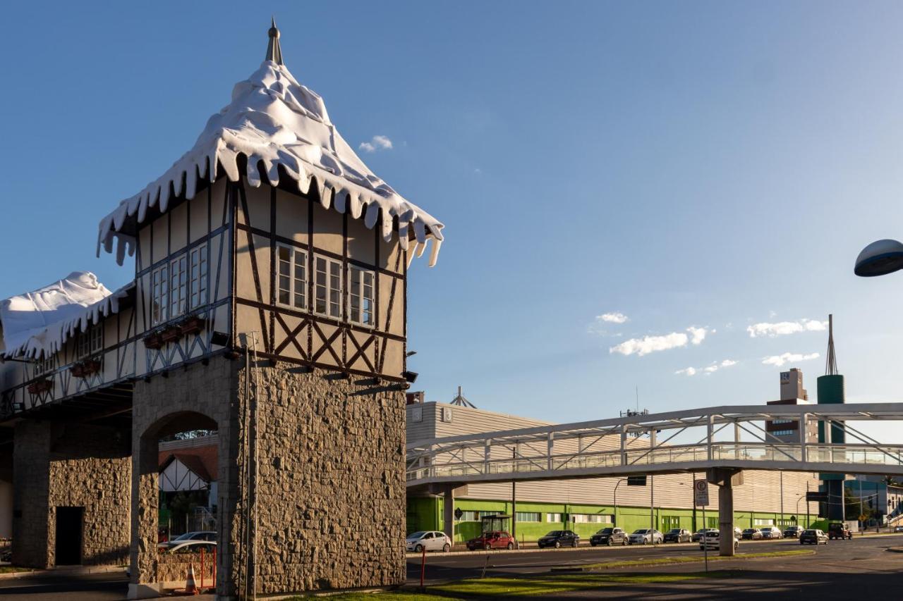Tower By Castelo Itaipava Blumenau